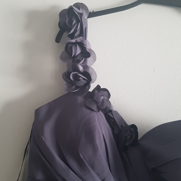 Gala Dress / Bridesmaids Dress - Picture 2 of 4